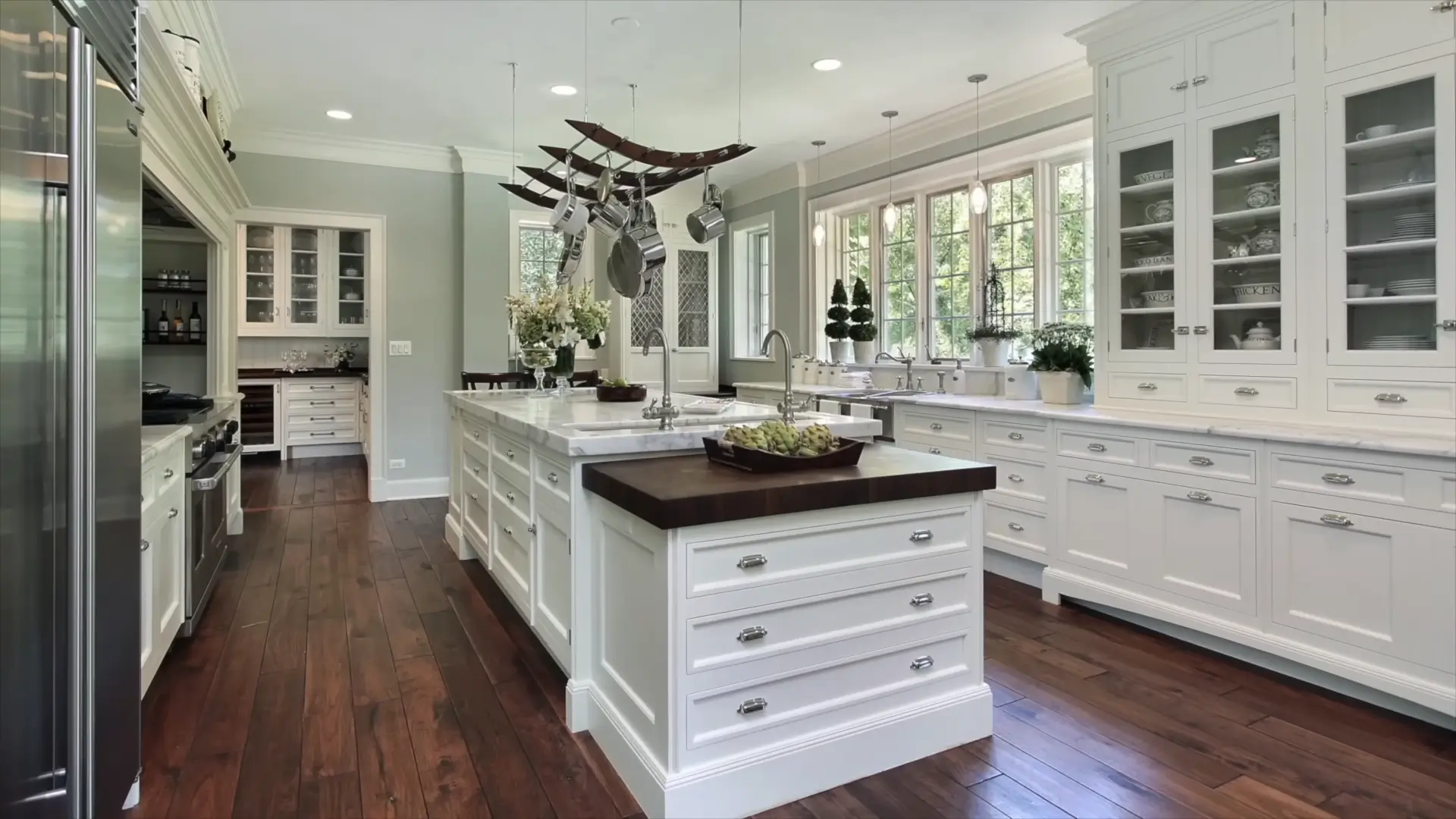 Gallery 2 2025 12 23 19 32 45